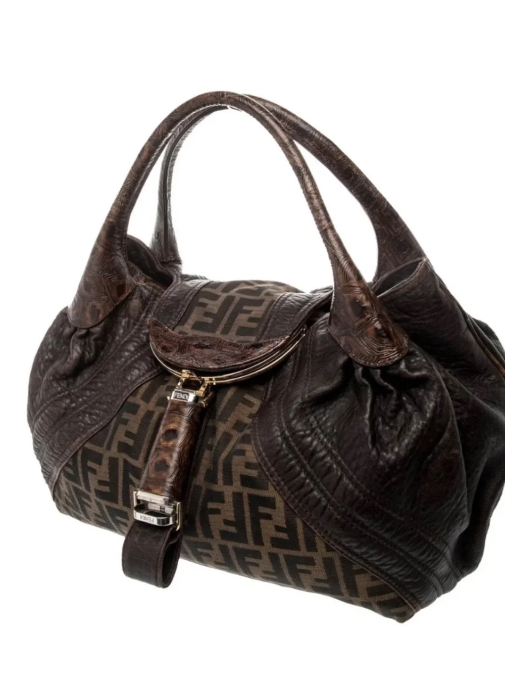 🌺Beautiful Authentic Fendi Renal Zucca FF Spy Bag